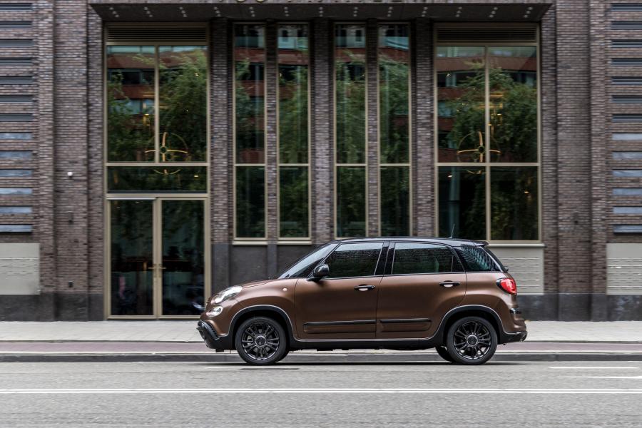  Fiat 500L S-Design (330) 2018 года  (фото 9 из 17)